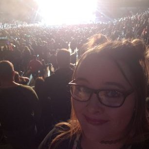 Profile Picture of Mindy Schneider (@MindySc97899606) on Twitter