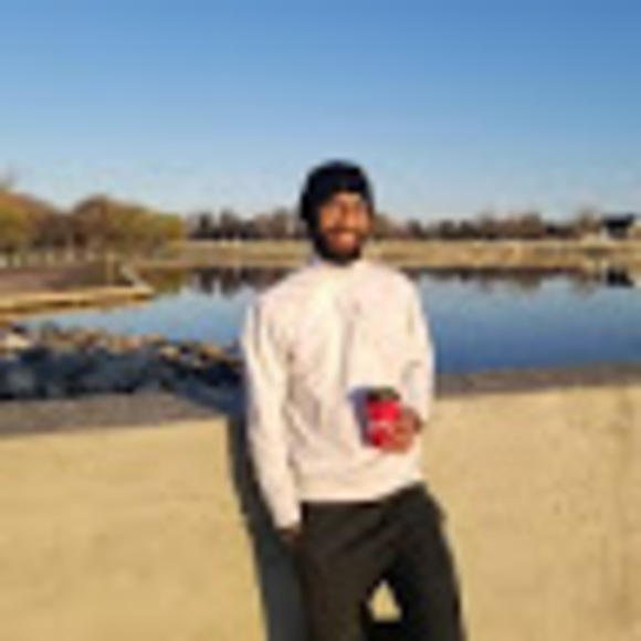 Profile Picture of Mayur Shetty (@mayurshetty70) on Poshmark