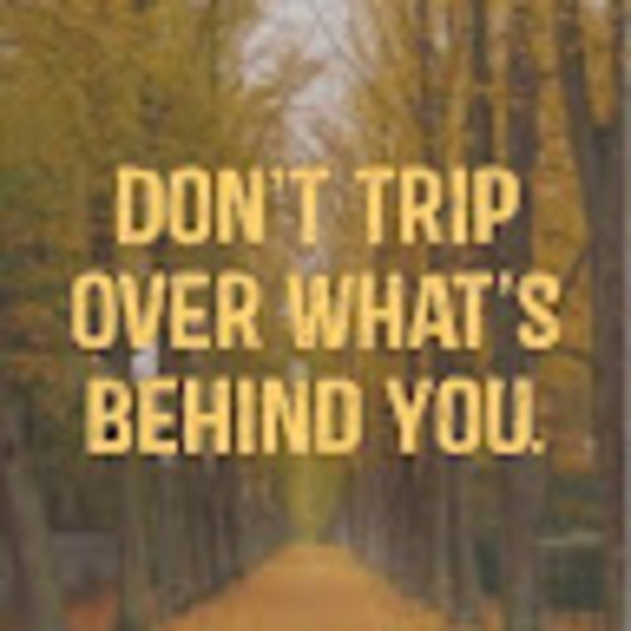 Profile Picture of Rebecca Wiesenberg (@rwiesenberg) on Poshmark