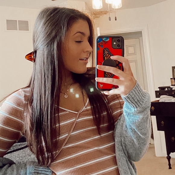 Profile Picture of Bella Pasqualone (@bellapasqualone) on Poshmark