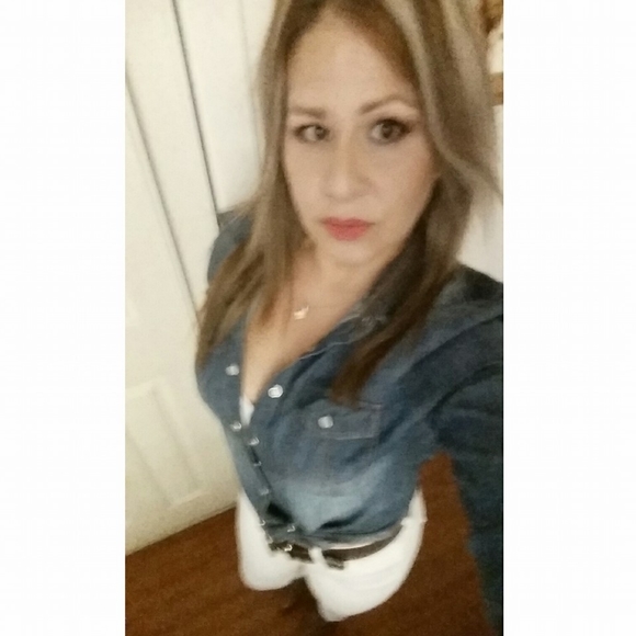 Profile Picture of Bertha Ortega (@bertha4) on Poshmark