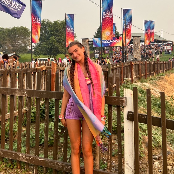 Profile Picture of T Costarella (@t_costarella) on Poshmark