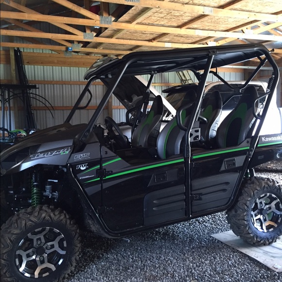 Profile Picture of Shawna Birkhimer (@skyelar10) on Poshmark