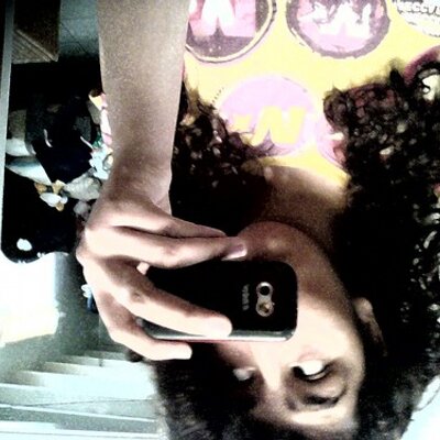 Profile Picture of Daniela Carrera (@dhanii_pc13) on Twitter