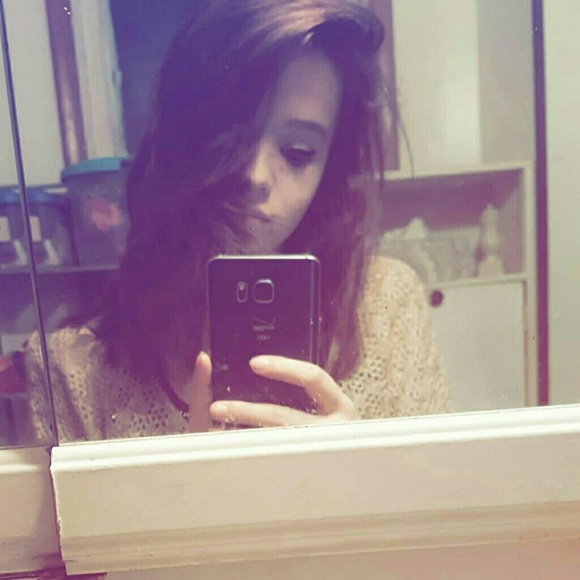 Profile Picture of Carmalita Thurstenson (@carmalita1219) on Poshmark