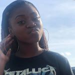 Profile Picture of Mone't (@_.babiigurl._) on Instagram