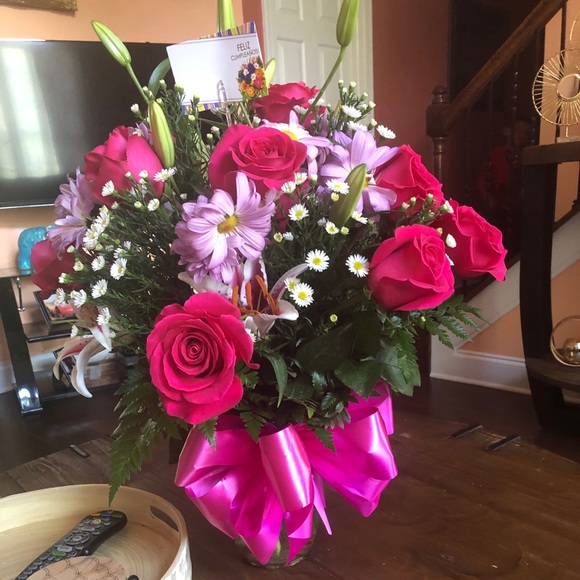 Profile Picture of Rosa Rivera (@elena8522) on Poshmark