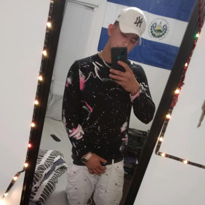 Profile Picture of Alex Revelo503🇸🇻 (@alexrevelo642) on Tiktok