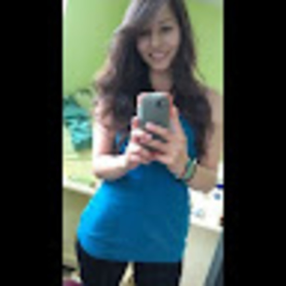 Jessica Sivley - Poshmark Profile Picture of Jessica Sivley (@jessismilz10) on Poshmark