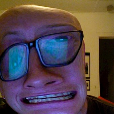 Profile Picture of James Cairns (@maczomba) on Twitter