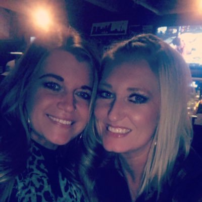 Profile Picture of Tiffany Sinclairon Twitter