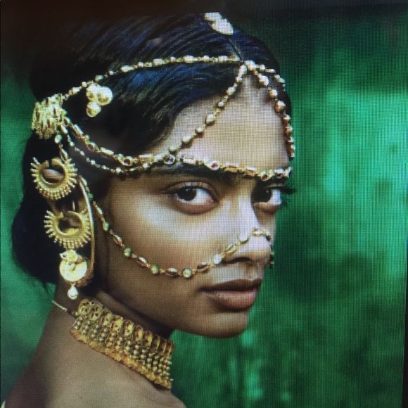 Profile Picture of Ruchi Agrawal (@rucchi) on Poshmark
