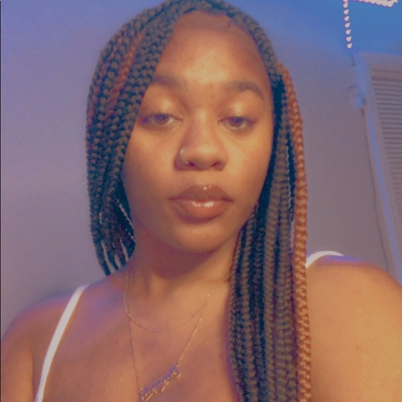 Profile Picture of Ananda Mcclary (@anandamcclary) on Poshmark