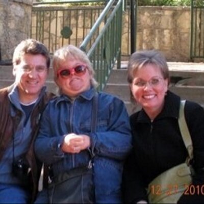 Profile Picture of Kevin & Chris Schwab (@kvschwab) on Twitter