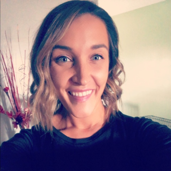 Profile Picture of Paige Blanton (@pblanton3) on Poshmark