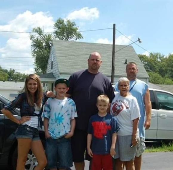 Profile Picture of Jason Gross (@jkingdom) on Poshmark