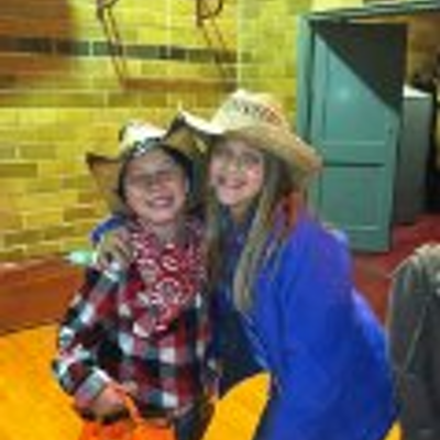 Profile Picture of Makayla Campbell (@Makayla2038) on Twitter