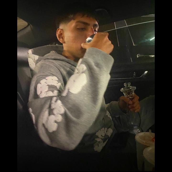 Profile Picture of J★se (@joseromaniii) on Tiktok