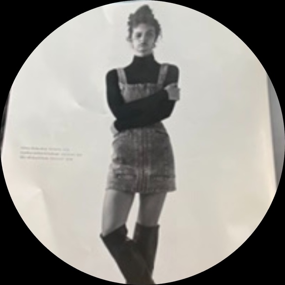Profile Picture of Josefine Ezequiel (@frenchy26) on Poshmark