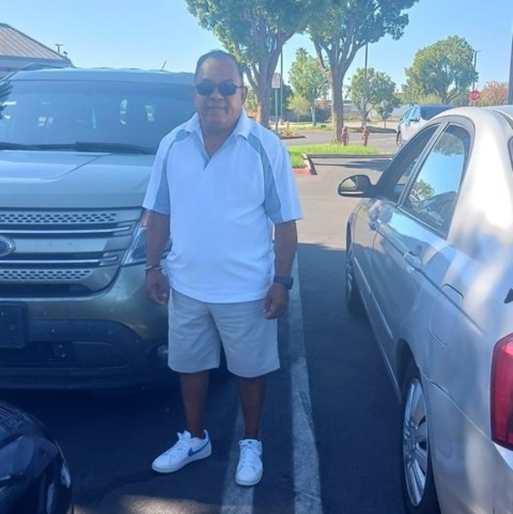 Profile Picture of Cesar Tercero (@cesar2tercero) on Poshmark