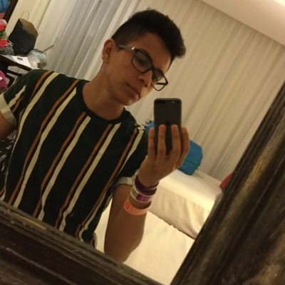 Profile Picture of Jimmy Alvarado 🐝 (@jimmy15ja99) on Twitter