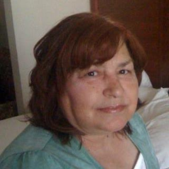 Profile Picture of Libby Byrd (@libby_byrd) on Poshmark