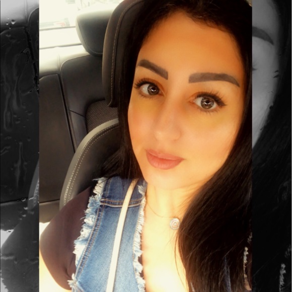 Profile Picture of Reem Issa (@reemissa79) on Poshmark