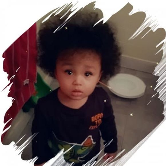 Profile Picture of Christa Taulbee (@christataulbee) on Poshmark