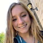 Profile Picture of Analena VanderZwaag (@analenav) on Instagram