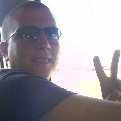 Profile Picture of Matthew Bolding (@livinhard) on Twitter