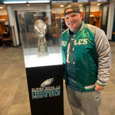 Profile Picture of Dan Hogan (@HulkHoagie76) on Twitter