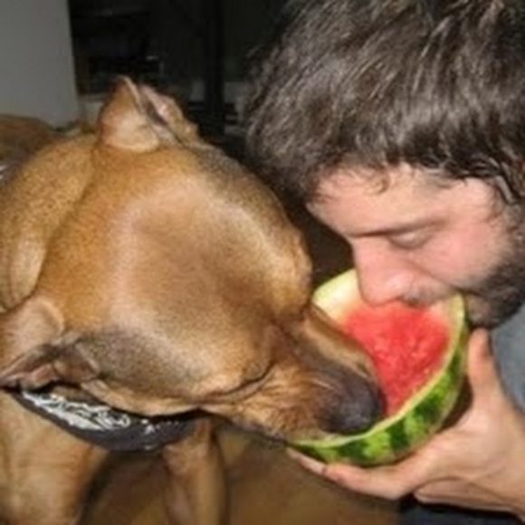 Profile Picture of Erik Snyder (@erikleesnyder) on Poshmark