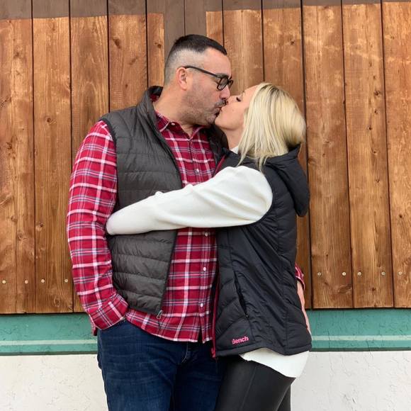 Profile Picture of Jen Catherall (@jencatherall) on Poshmark