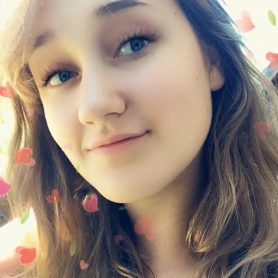 Profile Picture of Hanna Erickson (@christine_han_) on Twitter