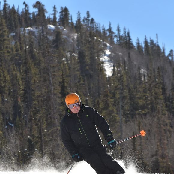 Profile Picture of Michael Sivret (@msivret) on Poshmark