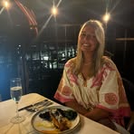 Profile Picture of Lauren Phipps (@Lauren-Phipps) on Facebook