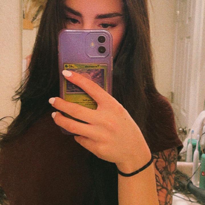 Profile Picture of Estelle Lanning (@3st3ll3lanning) on Tiktok