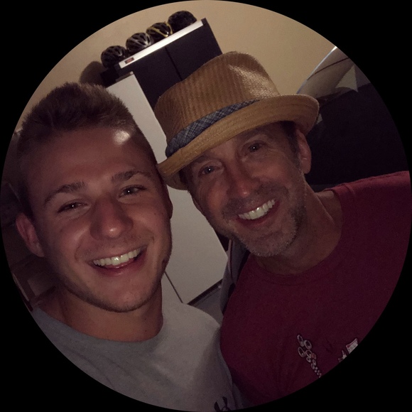 Profile Picture of Jared Schrader (@schradj07) on Poshmark