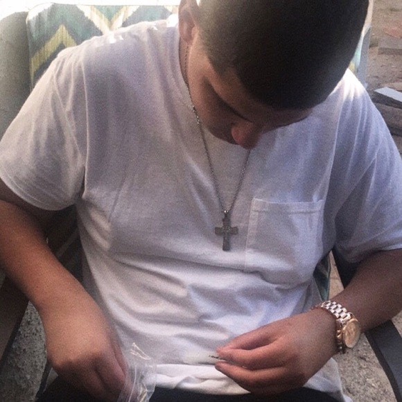 Profile Picture of Nuke Doubt (@tolegittoquit35) on Poshmark