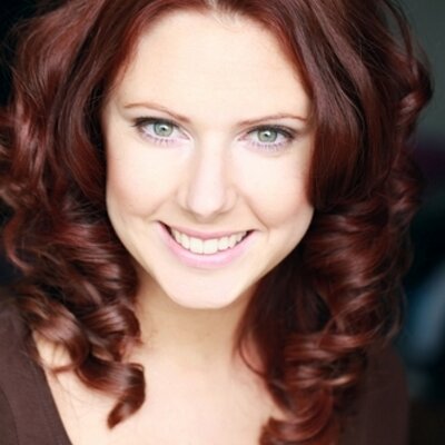 Profile Picture of Julia Cave (@CaveJulia) on Twitter