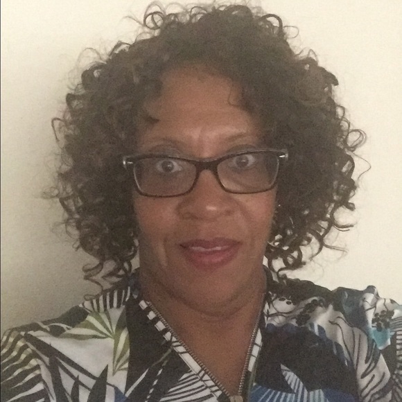 Profile Picture of Cecilia Winters-morris (@cecilia867) on Poshmark