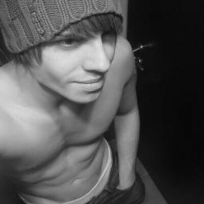 Profile Picture of Davidon Twitter