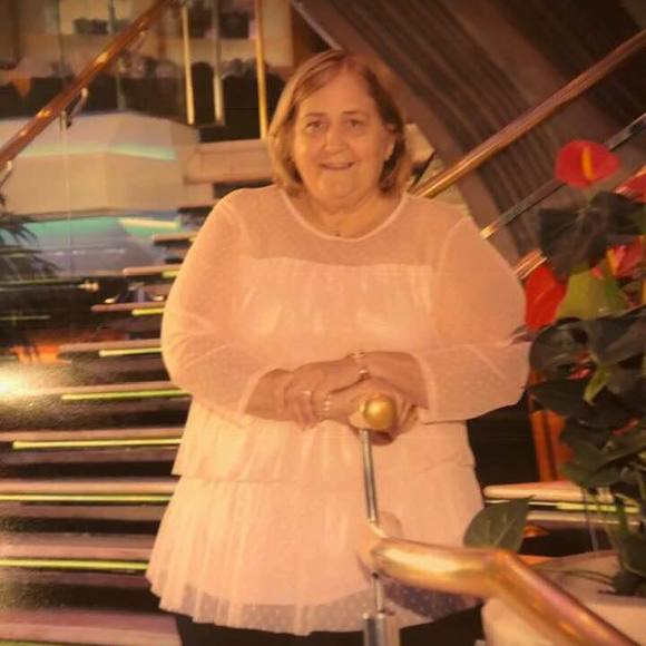 Profile Picture of Wendy Canfield (@gsc) on Poshmark