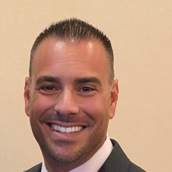 Profile Picture of Paul Guercio (@paulguercio) on Poshmark