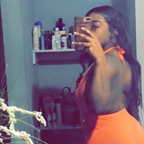 Profile Picture of Krystal Maxwell (@krystal09629) on Poshmark