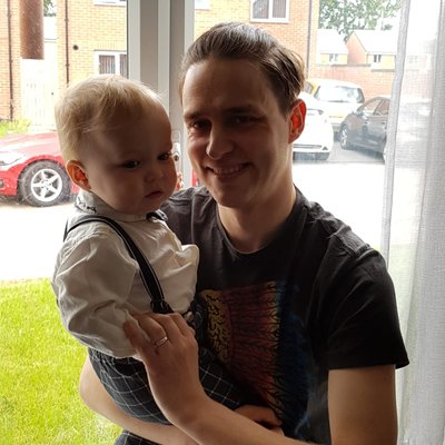 Profile Picture of James Hopps (@Hoppsy66) on Twitter