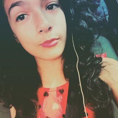 Profile Picture of Amanda Aguiar (@AmandaaguiarA50) on Twitter