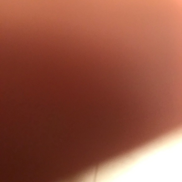 Profile Picture of Emelly Dilone (@emelly09) on Poshmark