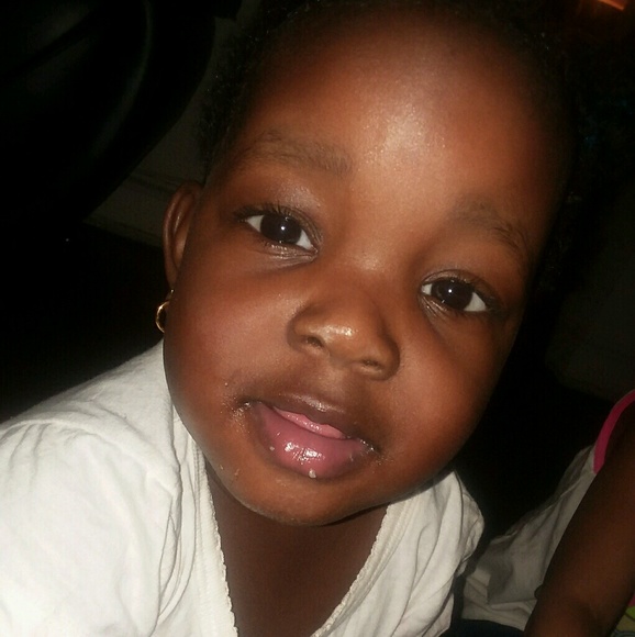 Profile Picture of Olimatou Jallow (@olimatou123) on Poshmark