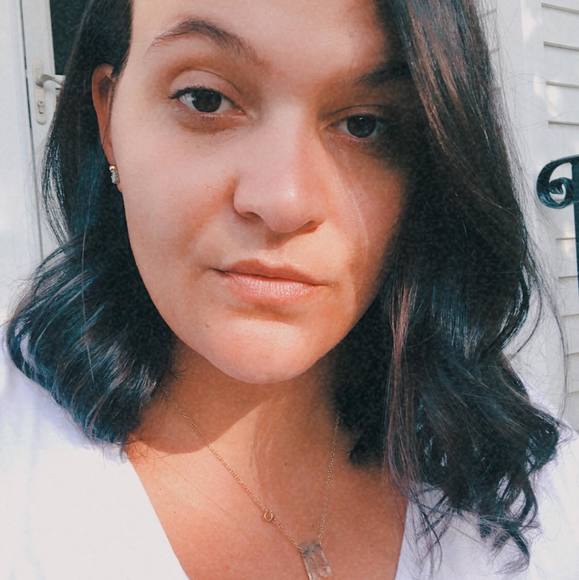 Profile Picture of Natalie Flett (@nflett86) on Poshmark